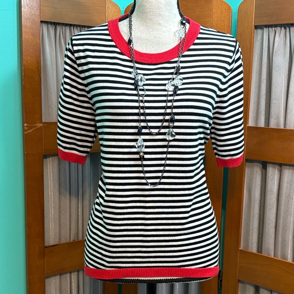Chic Striped Black and White Tee with Red Accents